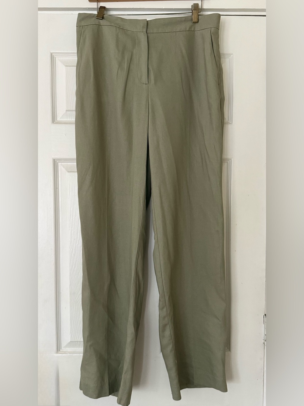 Zara Classic Straight-Leg Pants in Olive Green